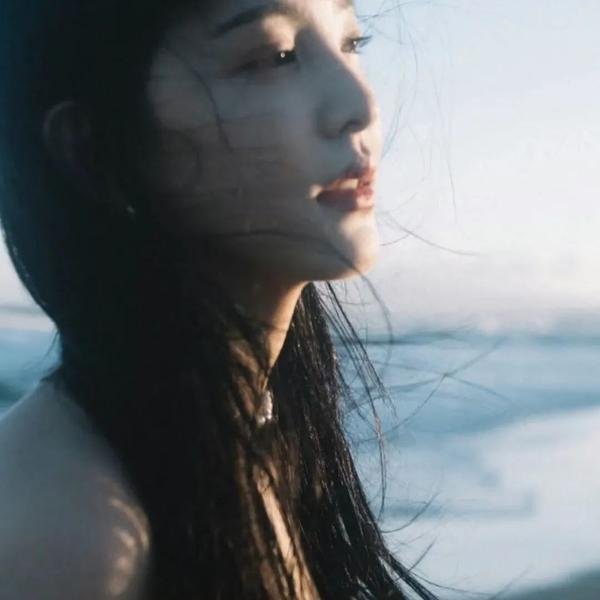 云